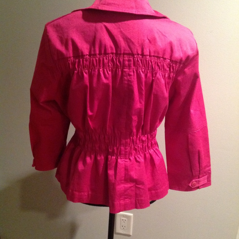 Incredibly Chic And Comfortable!! - image 2